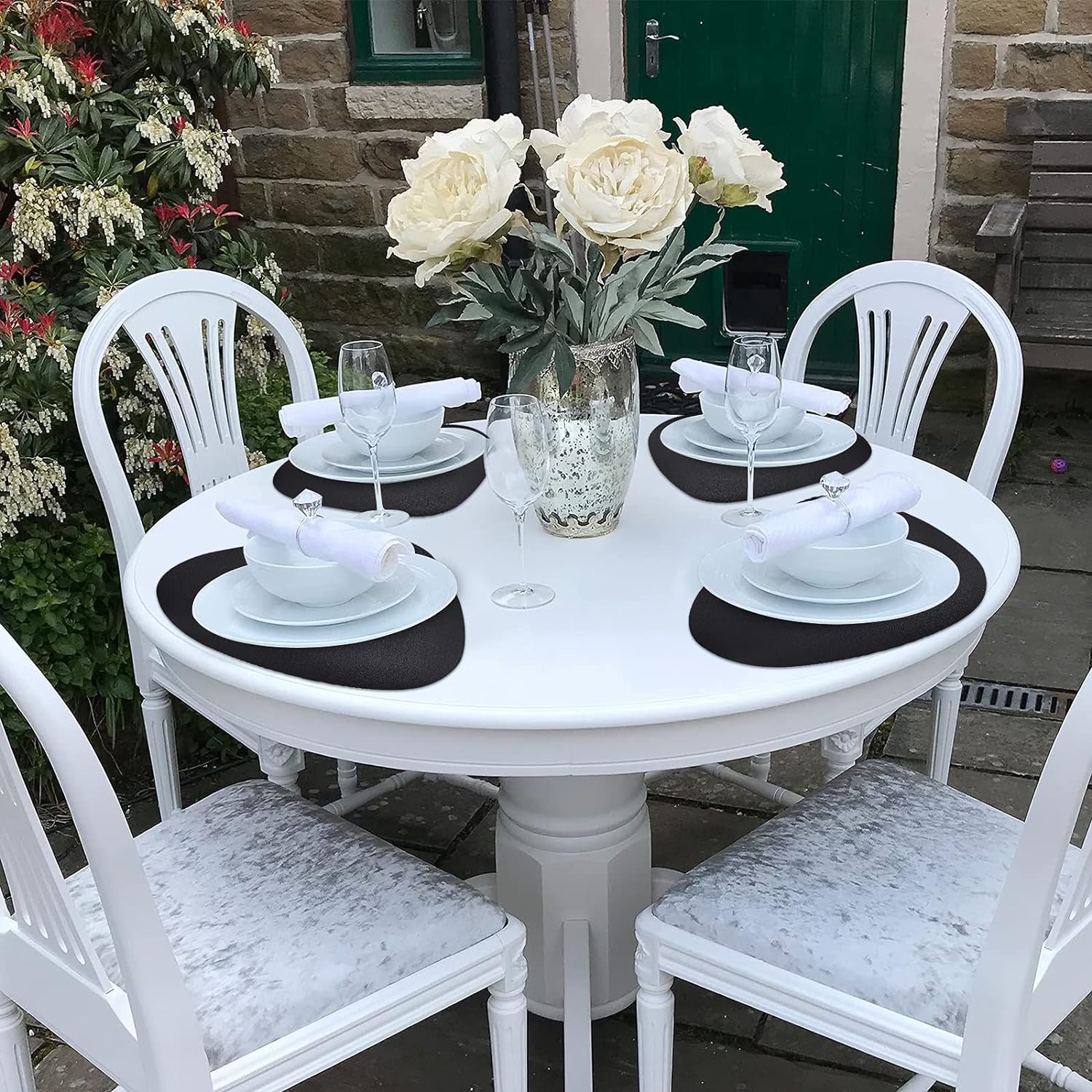 Herda Faux Leather Round Placemats Set of 4 Wipeable Washable Heat Resist Table Mats 24Hr Smart